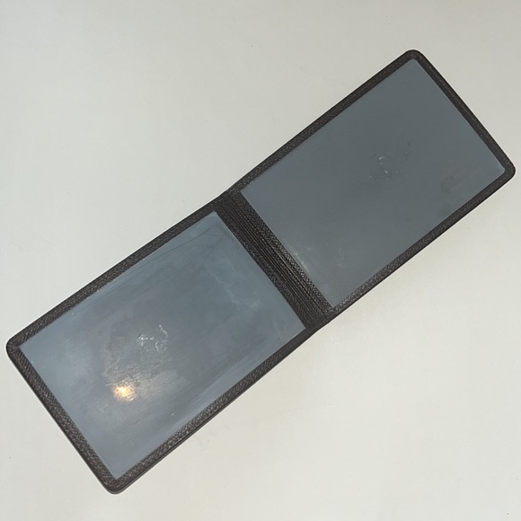 Louis Vuitton Brown ID / Card Holder Cross Grain Leather EUC - Picture 8 of 12